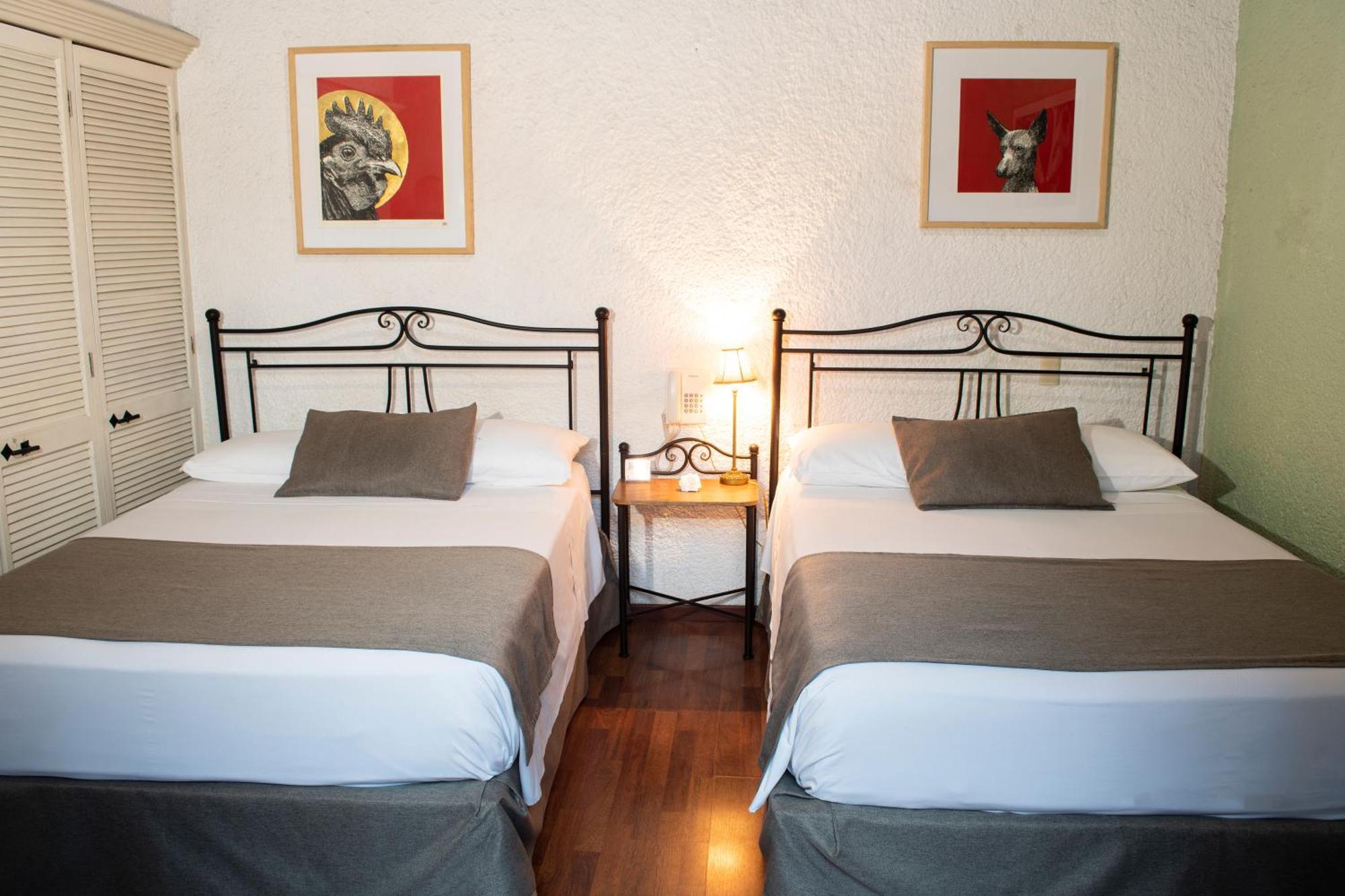 Portico Hotel & Galeria Morelia Room photo
