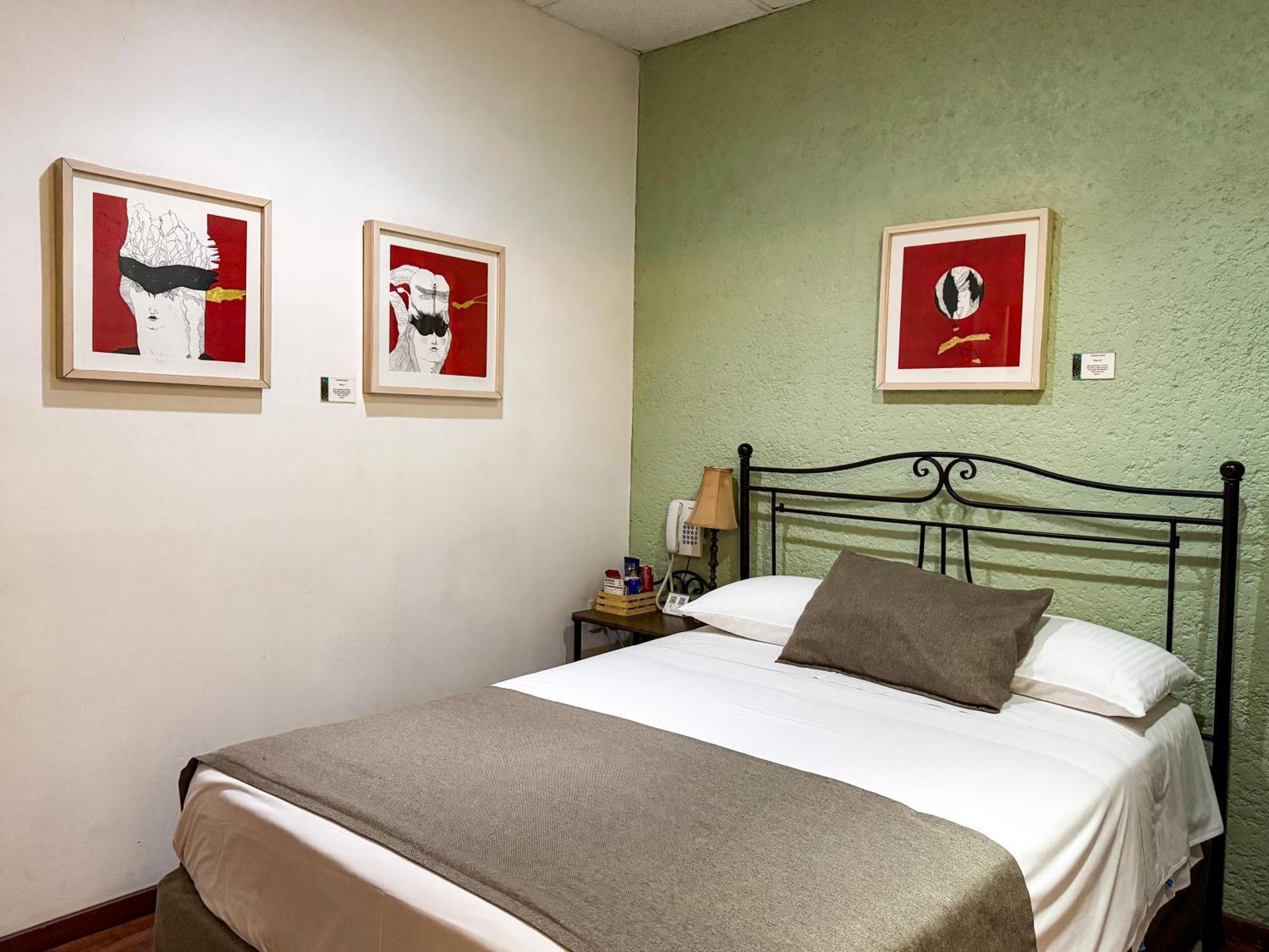 Portico Hotel & Galeria Morelia Room photo