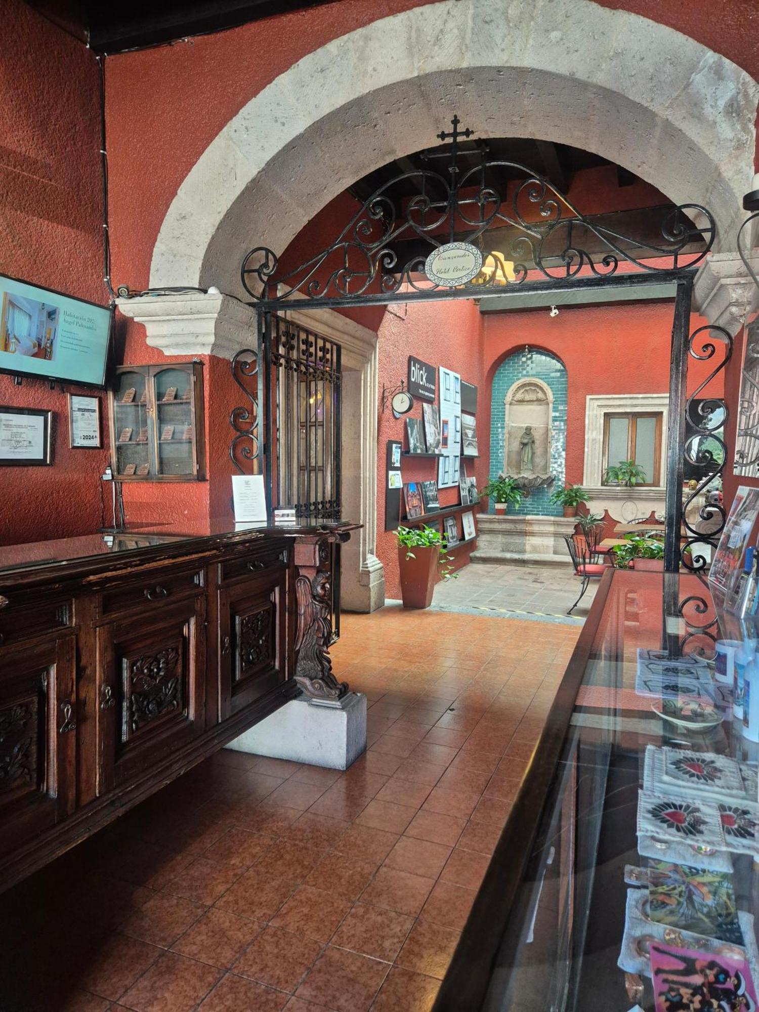 Portico Hotel & Galeria Morelia Exterior photo